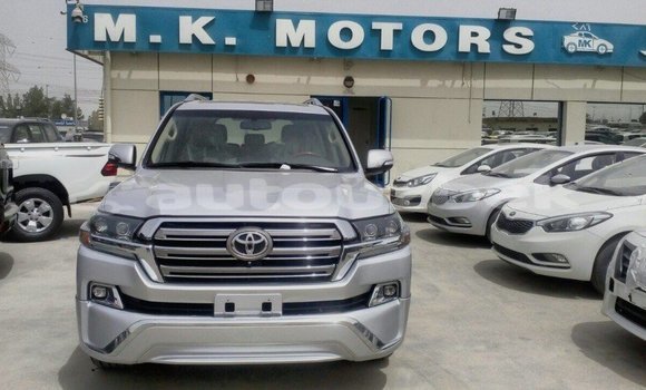 Buy Import Toyota Land Cruiser Other Car in Import - Dubai in Andijon Buy Import Toyota Land Cruiser Other Car in Import - Dubai in Andijon
