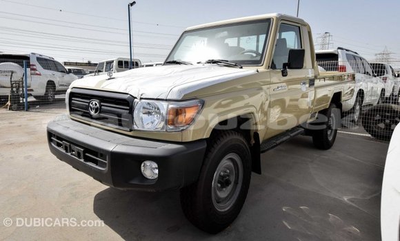 Buy Import Toyota Land Cruiser Beige Car in Import - Dubai in Andijon Buy Import Toyota Land Cruiser Beige Car in Import - Dubai in Andijon