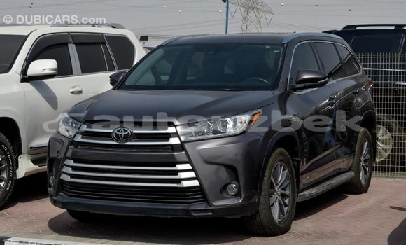 Buy Import Toyota Highlander Other Car in Import - Dubai in Andijon Buy Import Toyota Highlander Other Car in Import - Dubai in Andijon