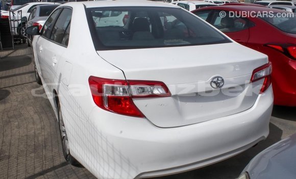 Buy Import Toyota Camry White Car in Import - Dubai in Andijon Buy Import Toyota Camry White Car in Import - Dubai in Andijon
