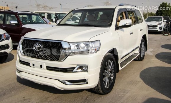 Buy Import Toyota Land Cruiser White Car in Import - Dubai in Andijon Buy Import Toyota Land Cruiser White Car in Import - Dubai in Andijon