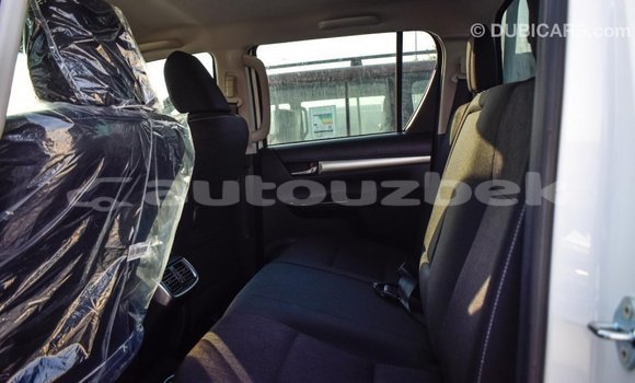 Buy Import Toyota Hilux White Car in Import - Dubai in Andijon Buy Import Toyota Hilux White Car in Import - Dubai in Andijon