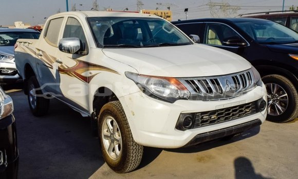Buy Import Mitsubishi L200 White Car in Import - Dubai in Andijon Buy Import Mitsubishi L200 White Car in Import - Dubai in Andijon