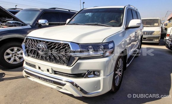 Buy Import Toyota Land Cruiser White Car in Import - Dubai in Andijon Buy Import Toyota Land Cruiser White Car in Import - Dubai in Andijon