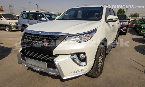 Buy Import Toyota Fortuner White Car in Import - Dubai in Andijon Buy Import Toyota Fortuner White Car in Import - Dubai in Andijon