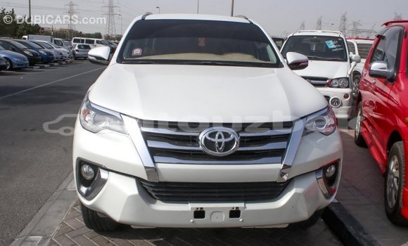 Buy Import Toyota Fortuner White Car in Import - Dubai in Andijon Buy Import Toyota Fortuner White Car in Import - Dubai in Andijon