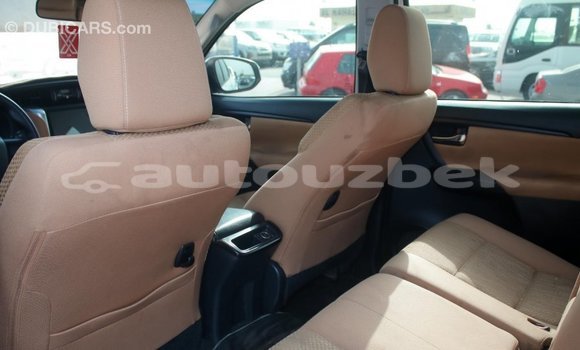 Buy Import Toyota Fortuner White Car in Import - Dubai in Andijon Buy Import Toyota Fortuner White Car in Import - Dubai in Andijon