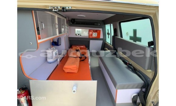Buy Import Toyota Land Cruiser Beige Car in Import - Dubai in Andijon Buy Import Toyota Land Cruiser Beige Car in Import - Dubai in Andijon