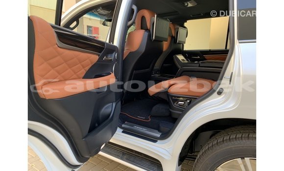 Buy Import Lexus LX White Car in Import - Dubai in Andijon Buy Import Lexus LX White Car in Import - Dubai in Andijon