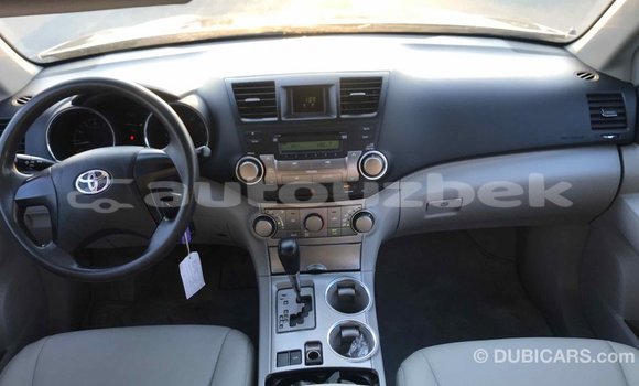 Buy Import Toyota Highlander Other Car in Import - Dubai in Andijon Buy Import Toyota Highlander Other Car in Import - Dubai in Andijon