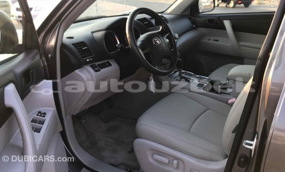 Buy Import Toyota Highlander Other Car in Import - Dubai in Andijon Buy Import Toyota Highlander Other Car in Import - Dubai in Andijon
