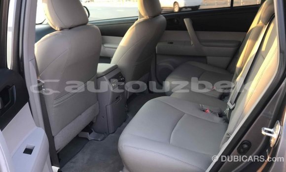 Buy Import Toyota Highlander Other Car in Import - Dubai in Andijon Buy Import Toyota Highlander Other Car in Import - Dubai in Andijon