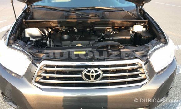 Buy Import Toyota Highlander Other Car in Import - Dubai in Andijon Buy Import Toyota Highlander Other Car in Import - Dubai in Andijon