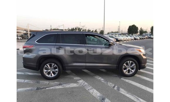 Buy Import Toyota Highlander Other Car in Import - Dubai in Andijon Buy Import Toyota Highlander Other Car in Import - Dubai in Andijon