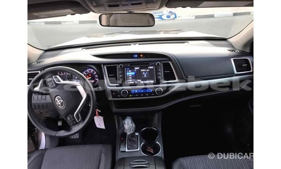 Buy Import Toyota Highlander Other Car in Import - Dubai in Andijon Buy Import Toyota Highlander Other Car in Import - Dubai in Andijon