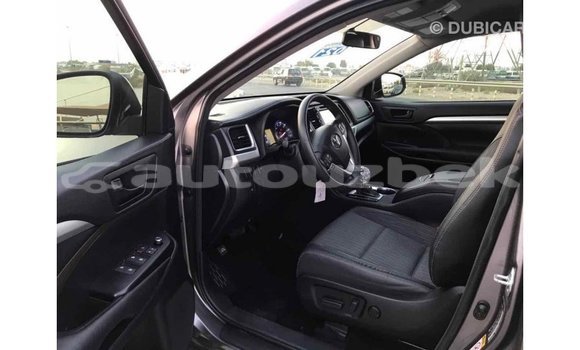 Buy Import Toyota Highlander Other Car in Import - Dubai in Andijon Buy Import Toyota Highlander Other Car in Import - Dubai in Andijon