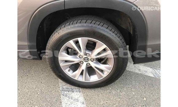 Buy Import Toyota Highlander Other Car in Import - Dubai in Andijon Buy Import Toyota Highlander Other Car in Import - Dubai in Andijon