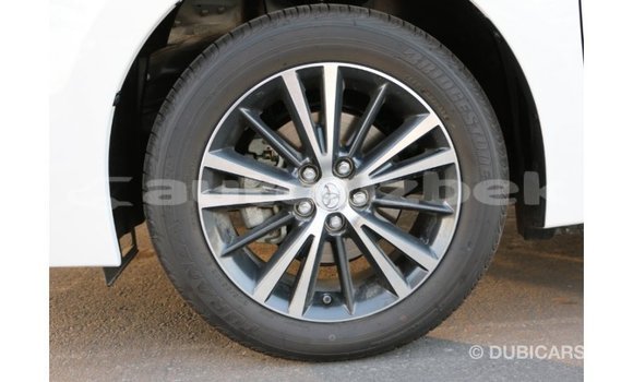 Buy Import Toyota Corolla White Car in Import - Dubai in Andijon Buy Import Toyota Corolla White Car in Import - Dubai in Andijon