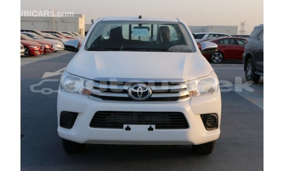 Buy Import Toyota Hilux White Car in Import - Dubai in Andijon Buy Import Toyota Hilux White Car in Import - Dubai in Andijon