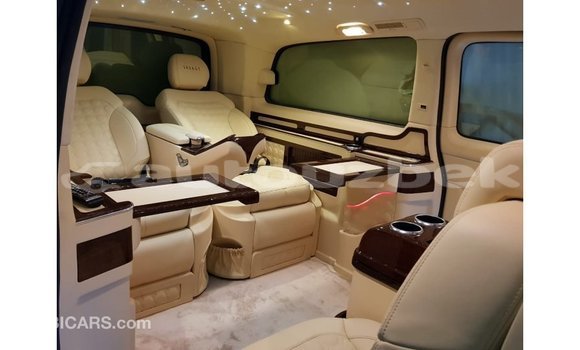 Buy Import Mercedes-Benz 250 Black Car in Import - Dubai in Andijon Buy Import Mercedes-Benz 250 Black Car in Import - Dubai in Andijon