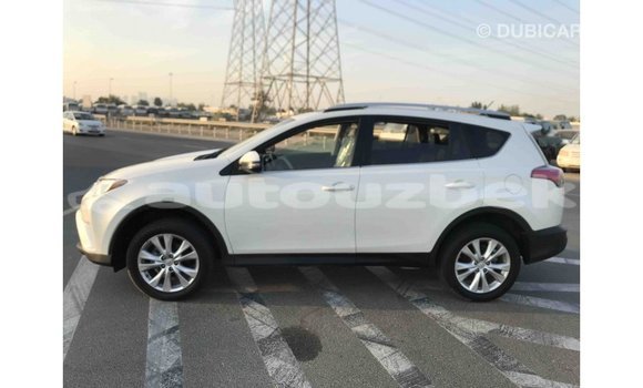Buy Import Toyota 4Runner White Car in Import - Dubai in Andijon Buy Import Toyota 4Runner White Car in Import - Dubai in Andijon