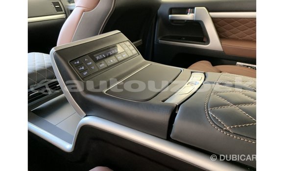 Buy Import Toyota Land Cruiser Black Car in Import - Dubai in Andijon Buy Import Toyota Land Cruiser Black Car in Import - Dubai in Andijon