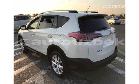 Buy Import Toyota 4Runner White Car in Import - Dubai in Andijon Buy Import Toyota 4Runner White Car in Import - Dubai in Andijon