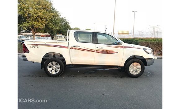 Buy Import Toyota Hilux White Car in Import - Dubai in Andijon Buy Import Toyota Hilux White Car in Import - Dubai in Andijon