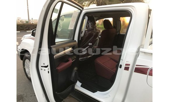 Buy Import Toyota Hilux White Car in Import - Dubai in Andijon Buy Import Toyota Hilux White Car in Import - Dubai in Andijon
