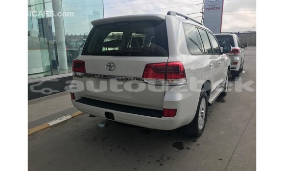 Buy Import Toyota Land Cruiser White Car in Import - Dubai in Andijon Buy Import Toyota Land Cruiser White Car in Import - Dubai in Andijon