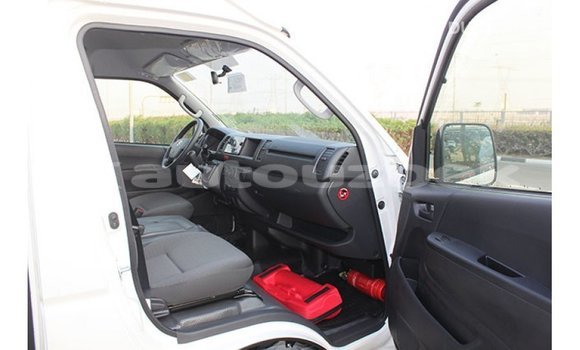 Buy Import Toyota Hiace White Car in Import - Dubai in Andijon Buy Import Toyota Hiace White Car in Import - Dubai in Andijon