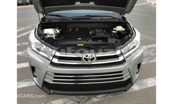 Buy Import Toyota Highlander Other Car in Import - Dubai in Andijon Buy Import Toyota Highlander Other Car in Import - Dubai in Andijon