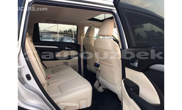 Buy Import Toyota Highlander Other Car in Import - Dubai in Andijon Buy Import Toyota Highlander Other Car in Import - Dubai in Andijon