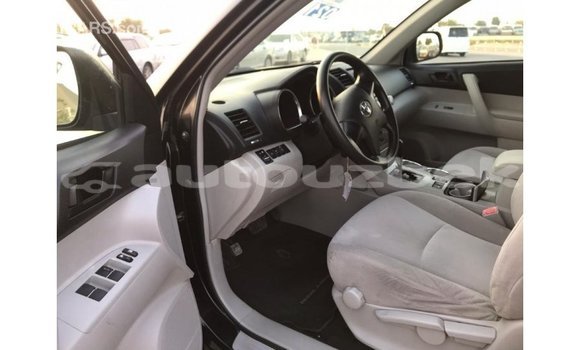 Buy Import Toyota Highlander Black Car in Import - Dubai in Andijon Buy Import Toyota Highlander Black Car in Import - Dubai in Andijon