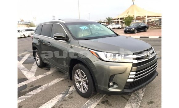 Buy Import Toyota Highlander Other Car in Import - Dubai in Andijon Buy Import Toyota Highlander Other Car in Import - Dubai in Andijon