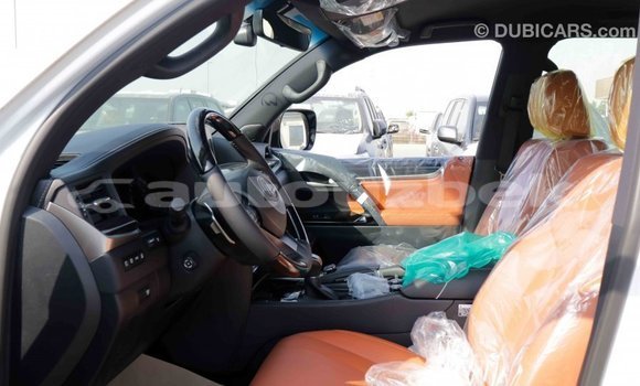 Buy Import Lexus LX White Car in Import - Dubai in Andijon Buy Import Lexus LX White Car in Import - Dubai in Andijon