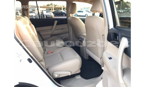 Buy Import Toyota Highlander White Car in Import - Dubai in Andijon Buy Import Toyota Highlander White Car in Import - Dubai in Andijon
