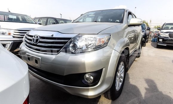 Buy Import Toyota Fortuner Other Car in Import - Dubai in Andijon Buy Import Toyota Fortuner Other Car in Import - Dubai in Andijon