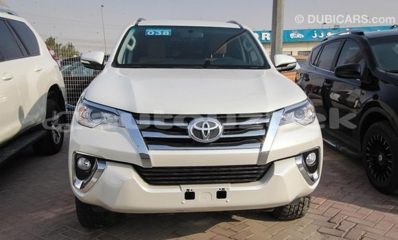 Buy Import Toyota Fortuner White Car in Import - Dubai in Andijon Buy Import Toyota Fortuner White Car in Import - Dubai in Andijon