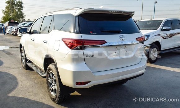 Buy Import Toyota Fortuner White Car in Import - Dubai in Andijon Buy Import Toyota Fortuner White Car in Import - Dubai in Andijon