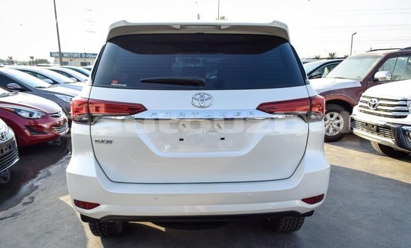 Buy Import Toyota Fortuner White Car in Import - Dubai in Andijon Buy Import Toyota Fortuner White Car in Import - Dubai in Andijon
