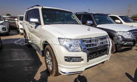 Buy Import Mitsubishi Pajero White Car in Import - Dubai in Andijon Buy Import Mitsubishi Pajero White Car in Import - Dubai in Andijon