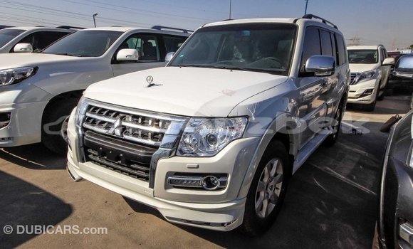 Buy Import Mitsubishi Pajero White Car in Import - Dubai in Andijon Buy Import Mitsubishi Pajero White Car in Import - Dubai in Andijon