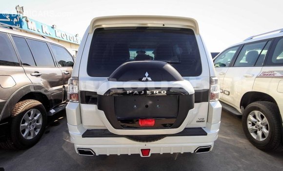 Buy Import Mitsubishi Pajero White Car in Import - Dubai in Andijon Buy Import Mitsubishi Pajero White Car in Import - Dubai in Andijon