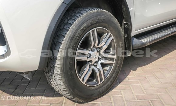 Buy Import Toyota Fortuner White Car in Import - Dubai in Andijon Buy Import Toyota Fortuner White Car in Import - Dubai in Andijon