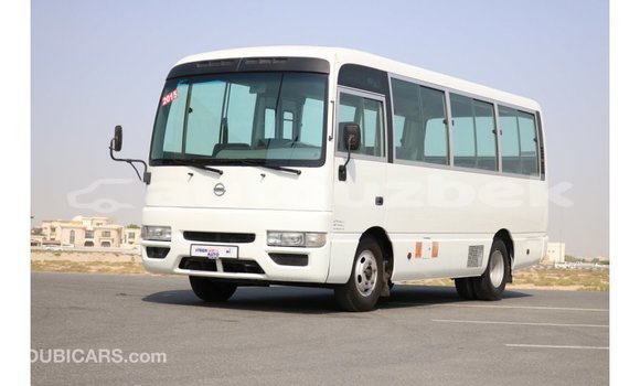 Buy Import Nissan 350Z White Car in Import - Dubai in Andijon Buy Import Nissan 350Z White Car in Import - Dubai in Andijon