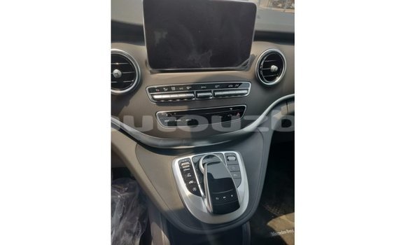 Buy Import Mercedes-Benz 250 Black Car in Import - Dubai in Andijon Buy Import Mercedes-Benz 250 Black Car in Import - Dubai in Andijon
