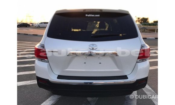 Buy Import Toyota Highlander White Car in Import - Dubai in Andijon Buy Import Toyota Highlander White Car in Import - Dubai in Andijon