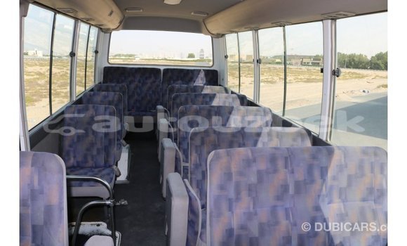 Buy Import Nissan 350Z White Car in Import - Dubai in Andijon Buy Import Nissan 350Z White Car in Import - Dubai in Andijon