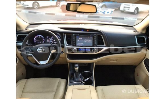 Buy Import Toyota Highlander Other Car in Import - Dubai in Andijon Buy Import Toyota Highlander Other Car in Import - Dubai in Andijon